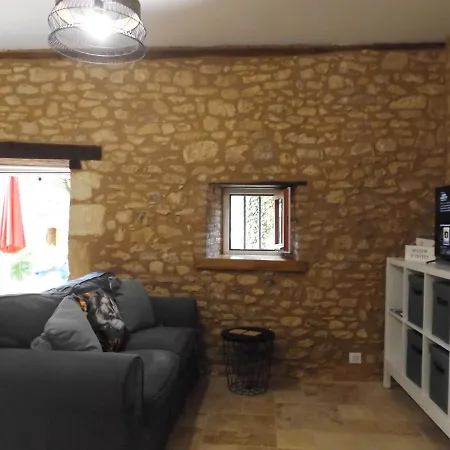 Apartment Domaine De La Barde In The Old Walnut Mill And Forge Le Bugue