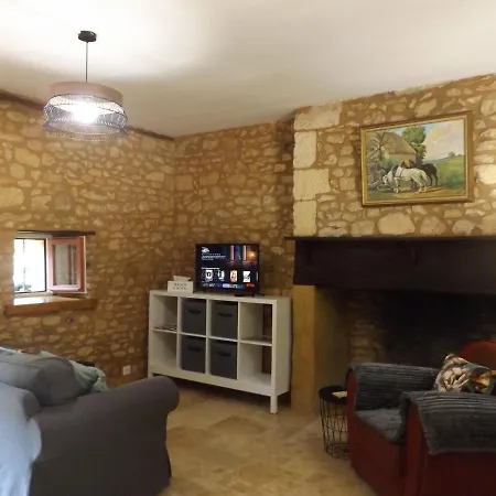 Domaine De La Barde In The Old Walnut Mill And Forge *