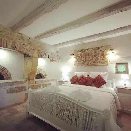 Domaine De La Barde In The Old Walnut Mill And Forge * Le Bugue
