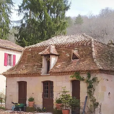 Domaine De La Barde In The Old Walnut Mill And Forge Apartment
