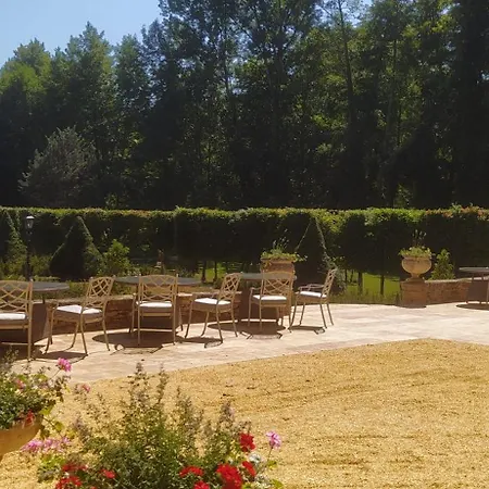 Domaine De La Barde In The Old Walnut Mill And Forge