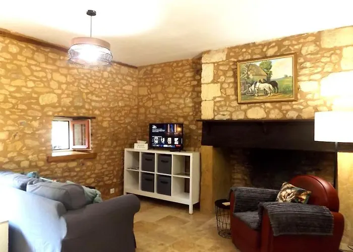 Domaine De La Barde In The Old Walnut Mill And Forge